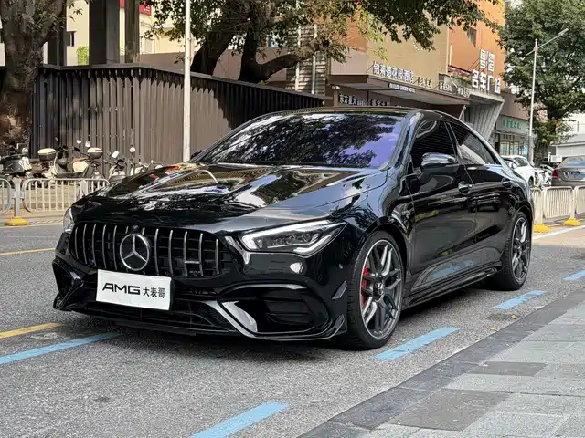 Mercedes-Benz CLA AMG