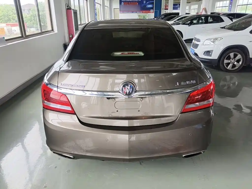 Buick LaCrosse — миниатюра 6