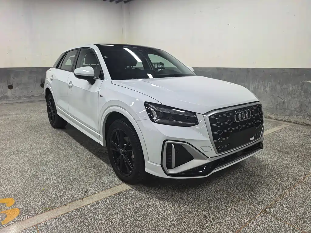 Audi Q2L — миниатюра 2