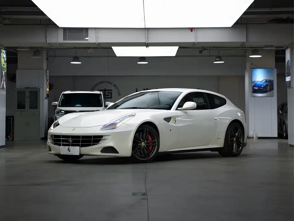 Ferrari FF