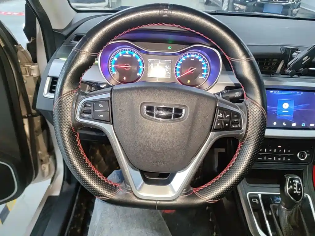 Geely Vision — миниатюра 11