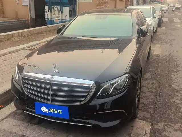MERCEDES-BENZ E CLASS
