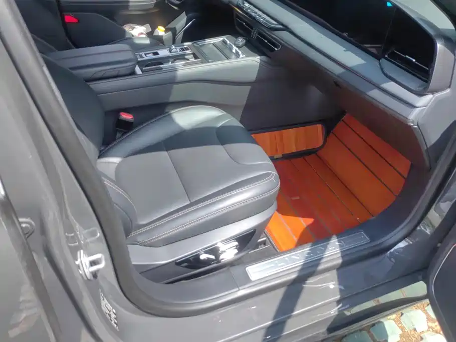 Lincoln Z — миниатюра 8