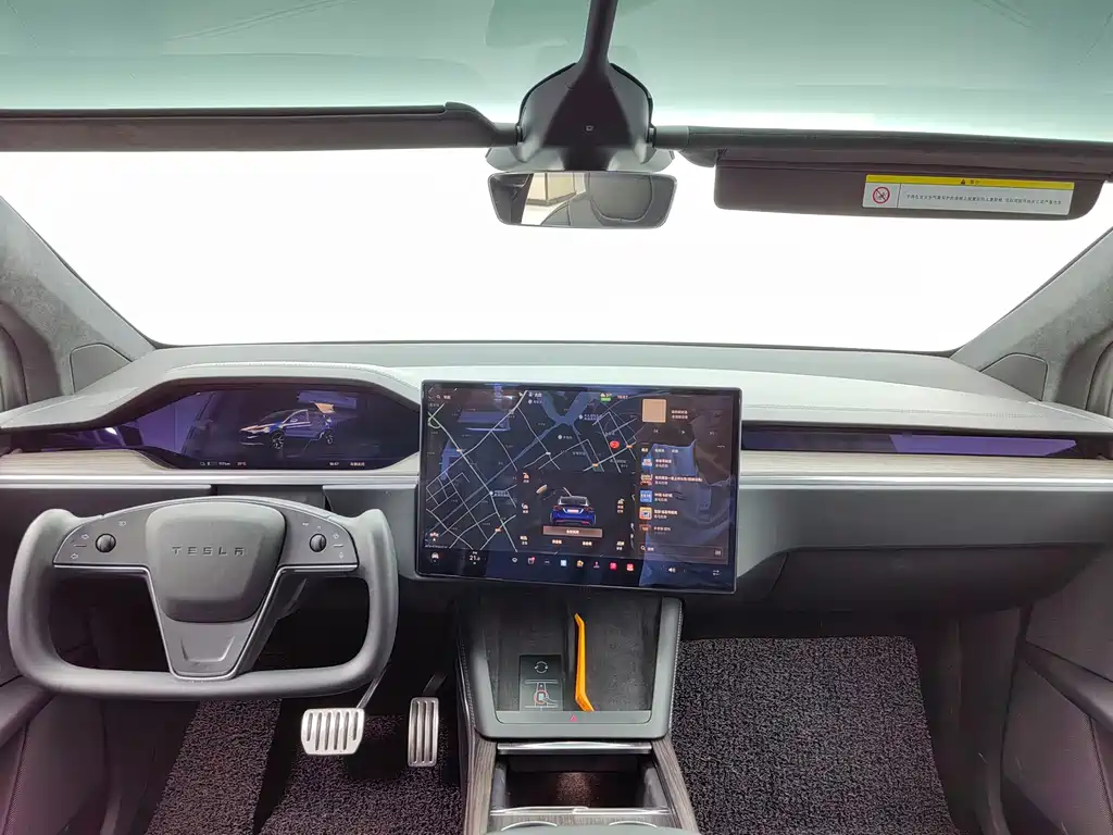 Tesla Model X — миниатюра 3