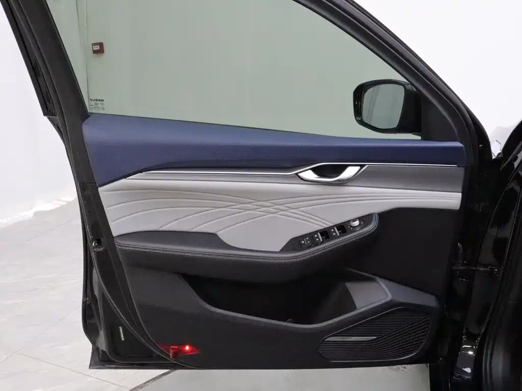 Geely Xingrui — миниатюра 9