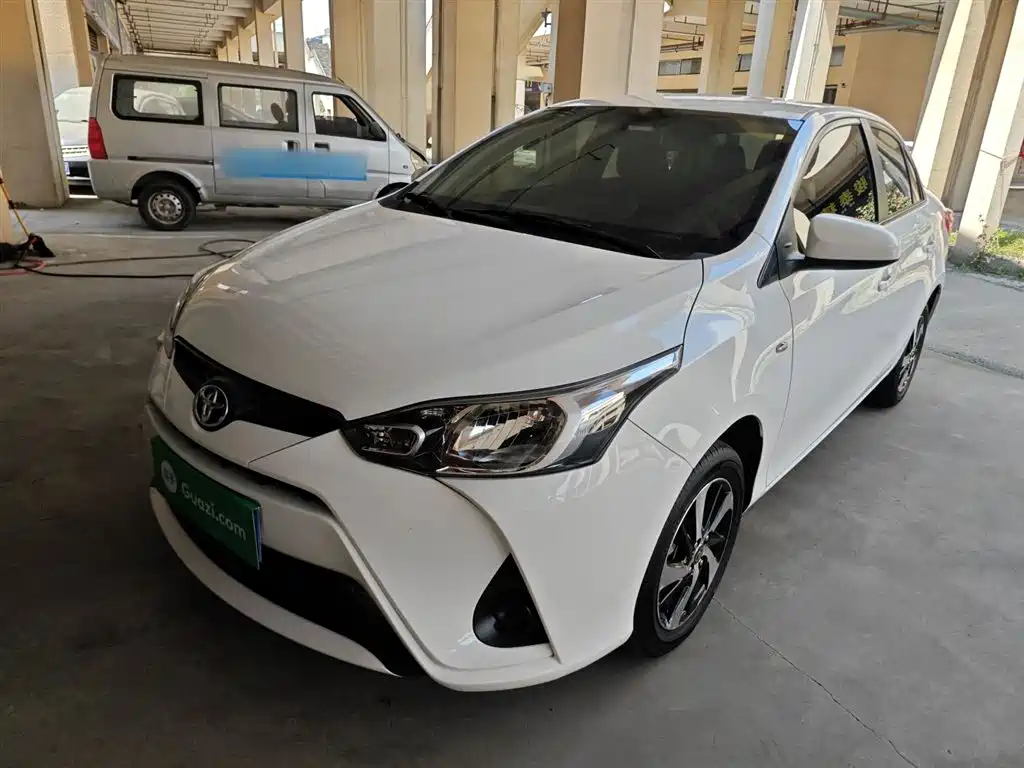 Toyota Yaris L 2019