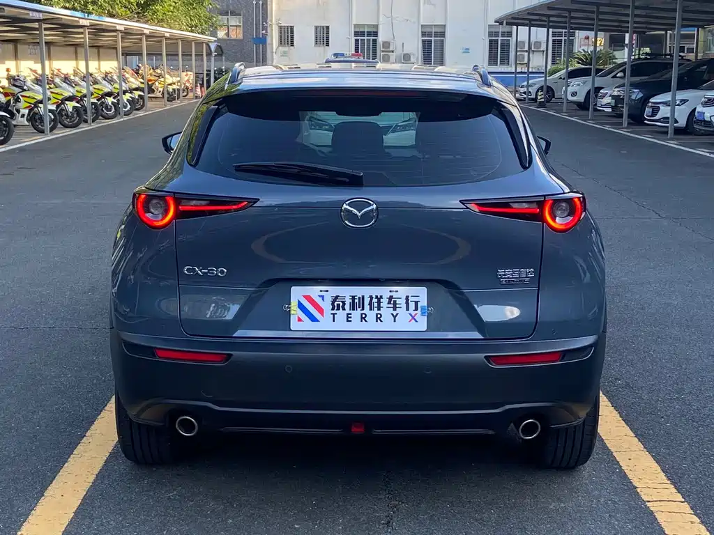 Mazda CX-30 — миниатюра 5