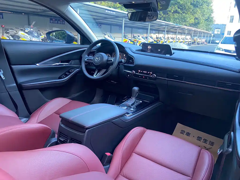 Mazda CX-30 — миниатюра 13