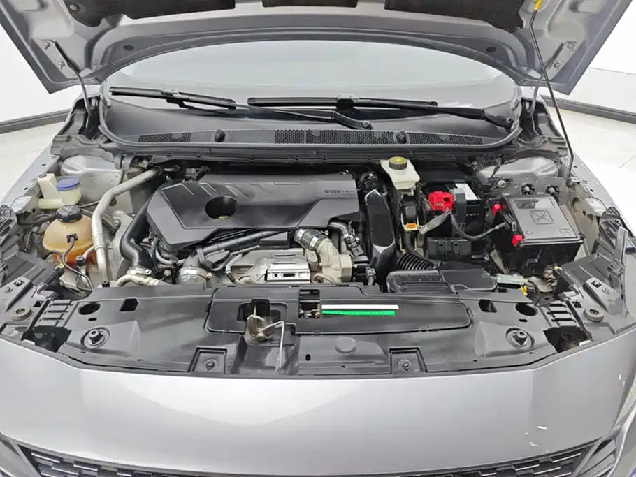 Peugeot 408 2022 1.6T