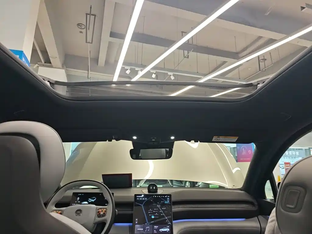 NIO ES6 — миниатюра 18
