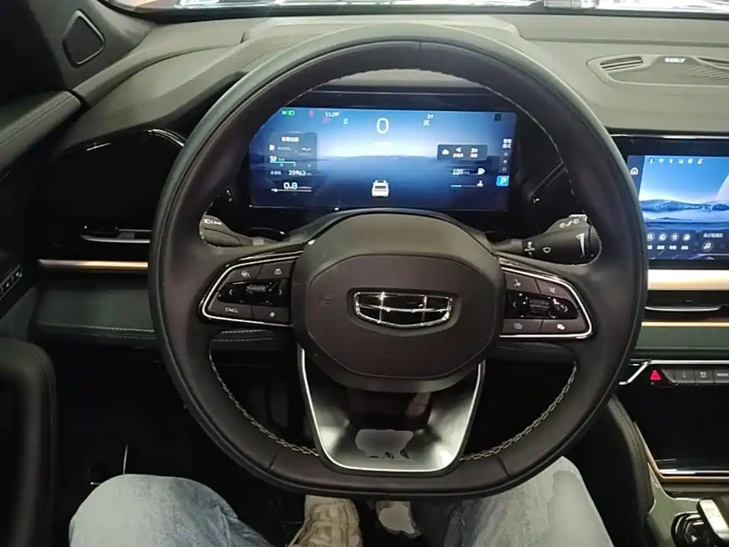 Geely Xingyue L — миниатюра 11