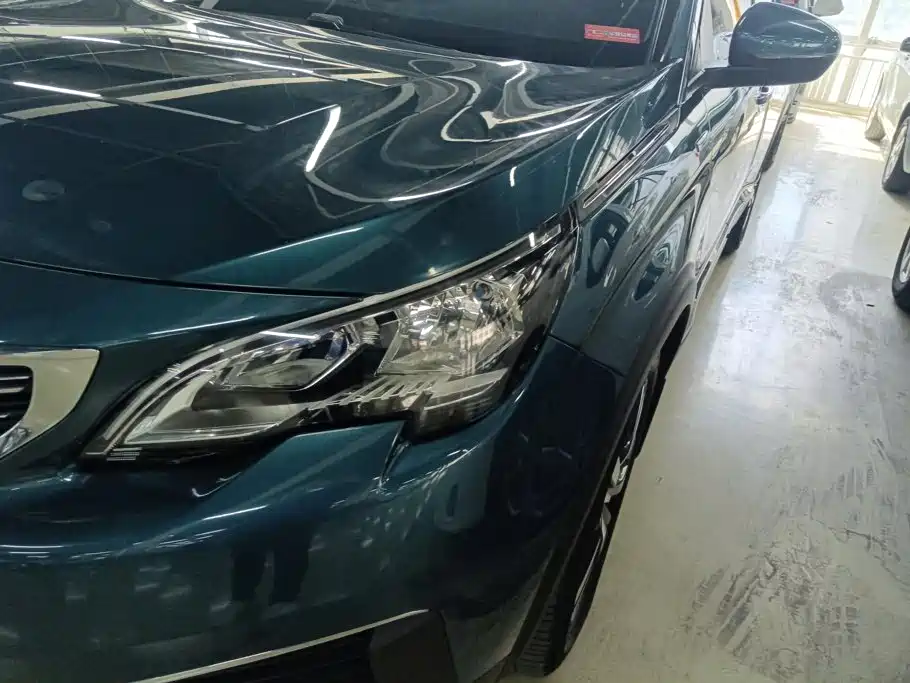 Peugeot 5008 — миниатюра 5