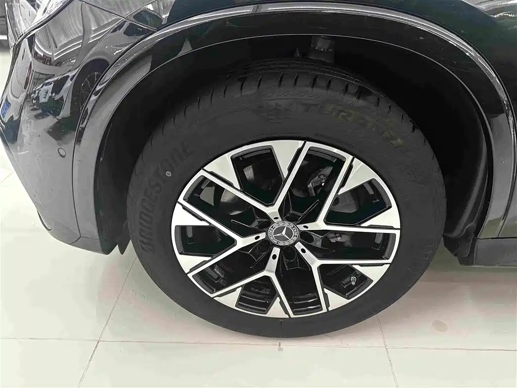 Mercedes-Benz GLC — миниатюра 5