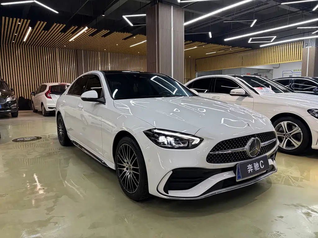 Mercedes-Benz C-Class — миниатюра 3