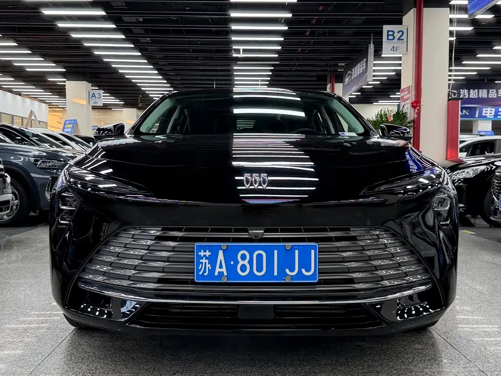 Buick LaCrosse — миниатюра 2