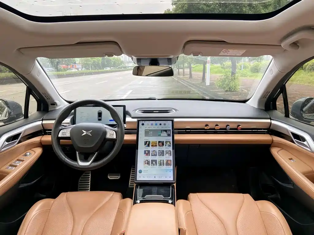 XPeng P5 — миниатюра 6