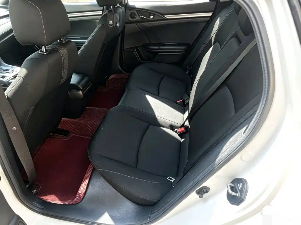 Honda Civic — миниатюра 6