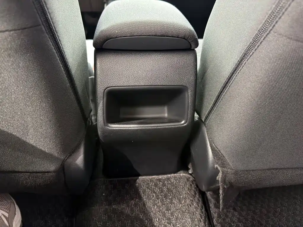 Toyota Corolla — миниатюра 15