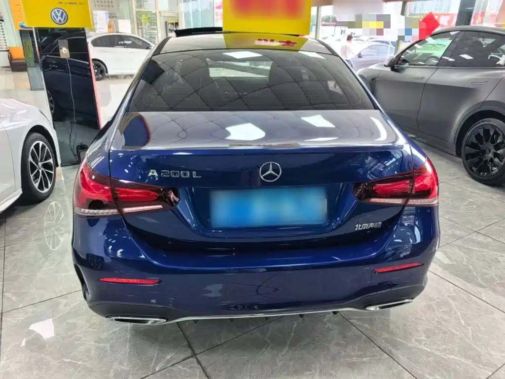 Mercedes-Benz A-Class — миниатюра 6