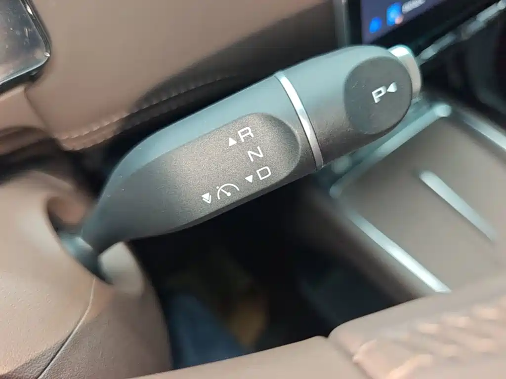 Wuling Xingguang 730 New Energy — миниатюра 14