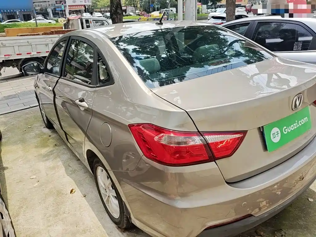 Changan V7 — миниатюра 5