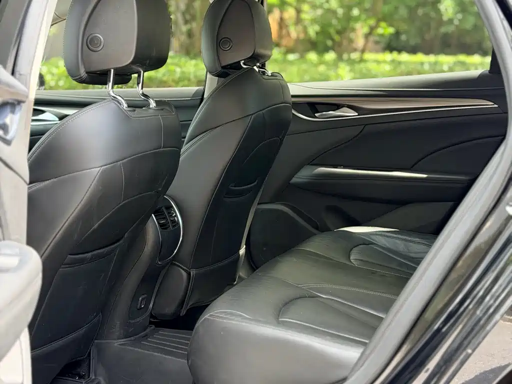 Buick LaCrosse — миниатюра 6