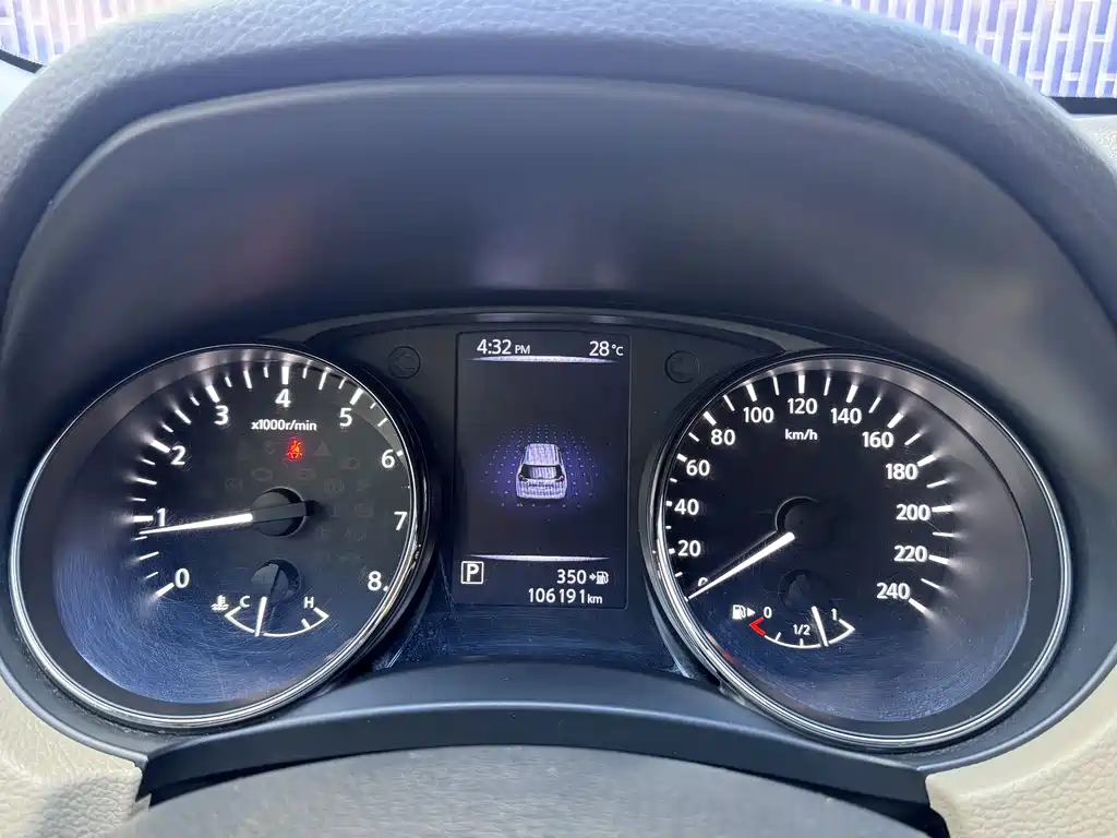 Nissan X-Trail — миниатюра 6