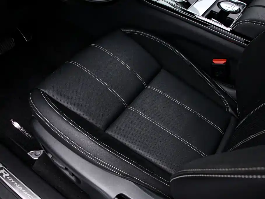 Land Rover Velar — миниатюра 14