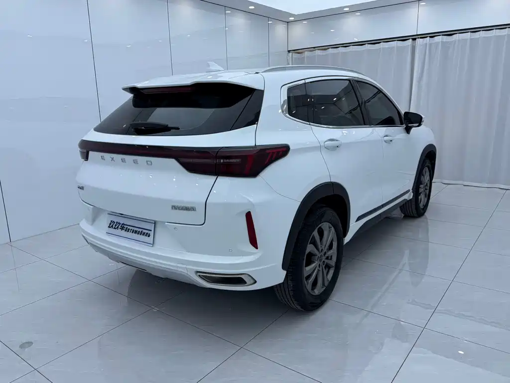 Exeed Zhaofeng — миниатюра 4