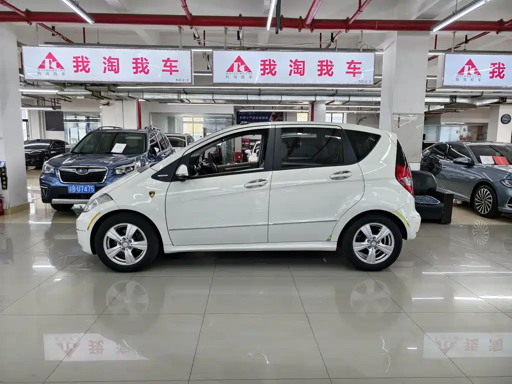 Mercedes-Benz A-Class (Import) — миниатюра 3