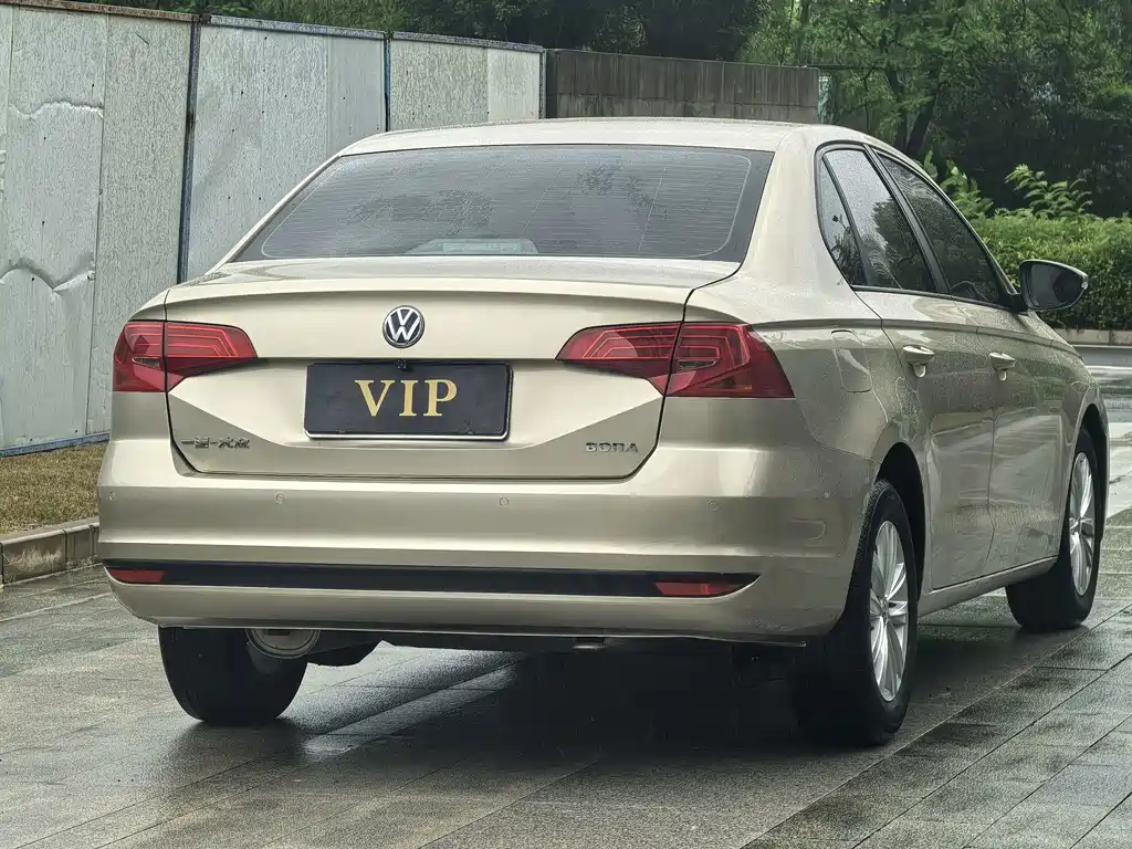 Volkswagen Bora — миниатюра 4