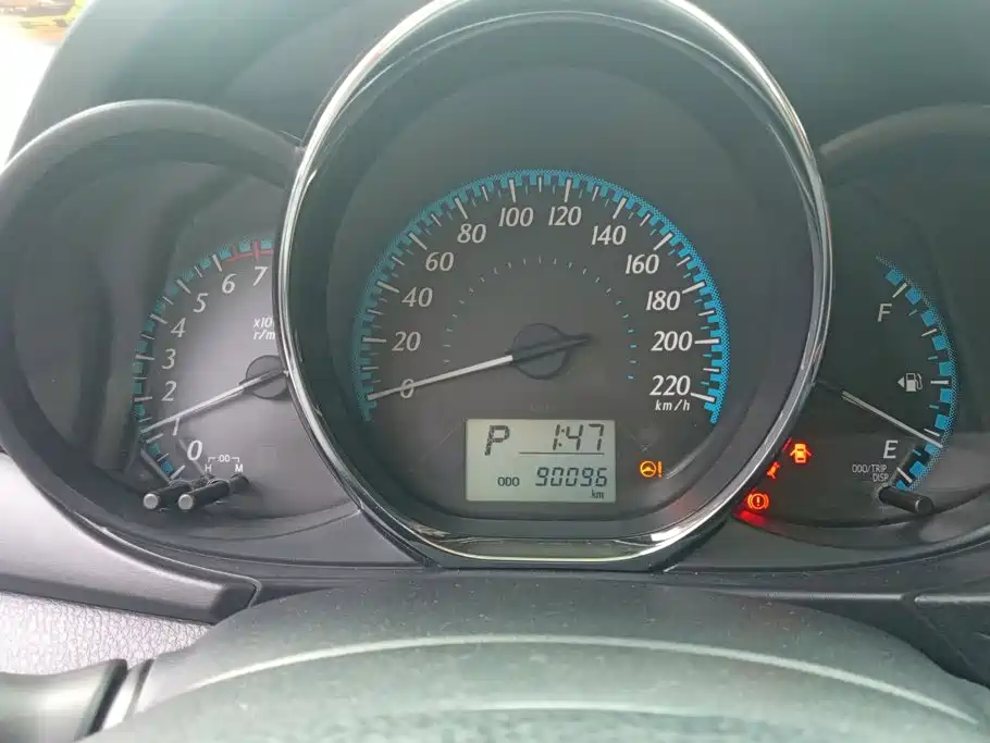 Toyota Yaris L — миниатюра 14