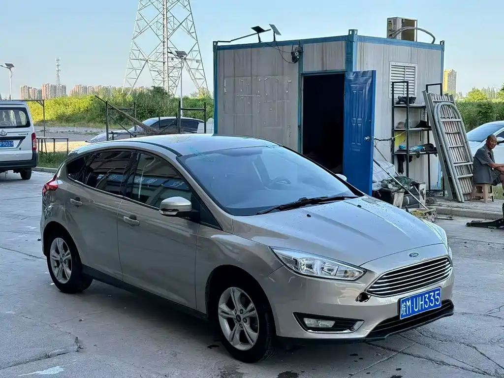 Ford Focus — миниатюра 3