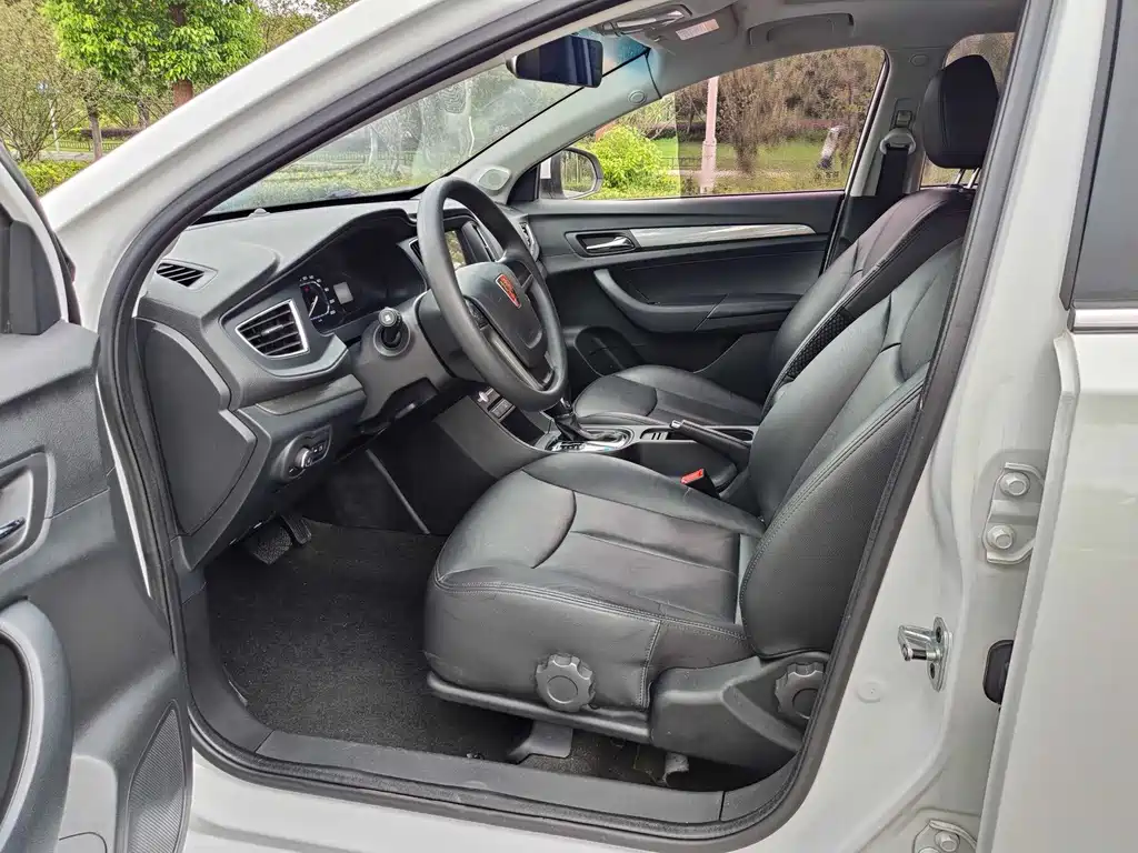 Roewe 360 — миниатюра 11