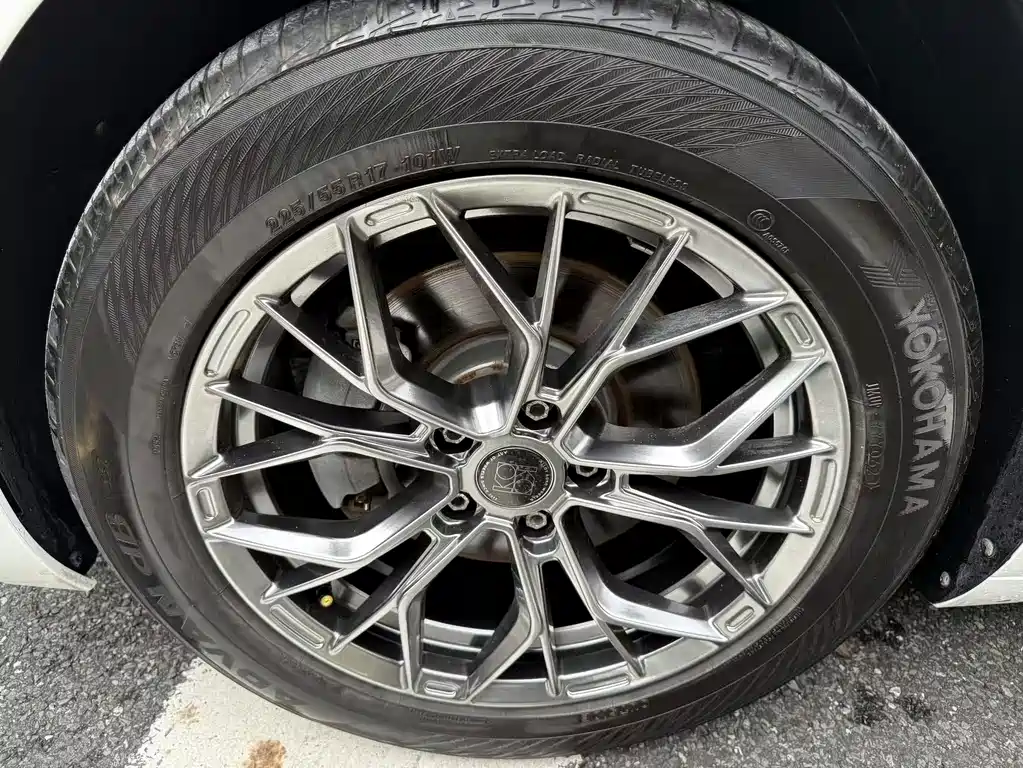 Volkswagen CC — миниатюра 11