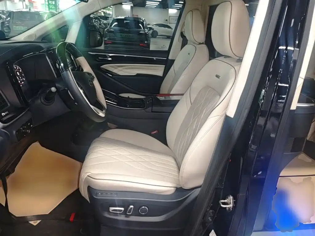 GAC Motor Trumpchi M8 — миниатюра 15