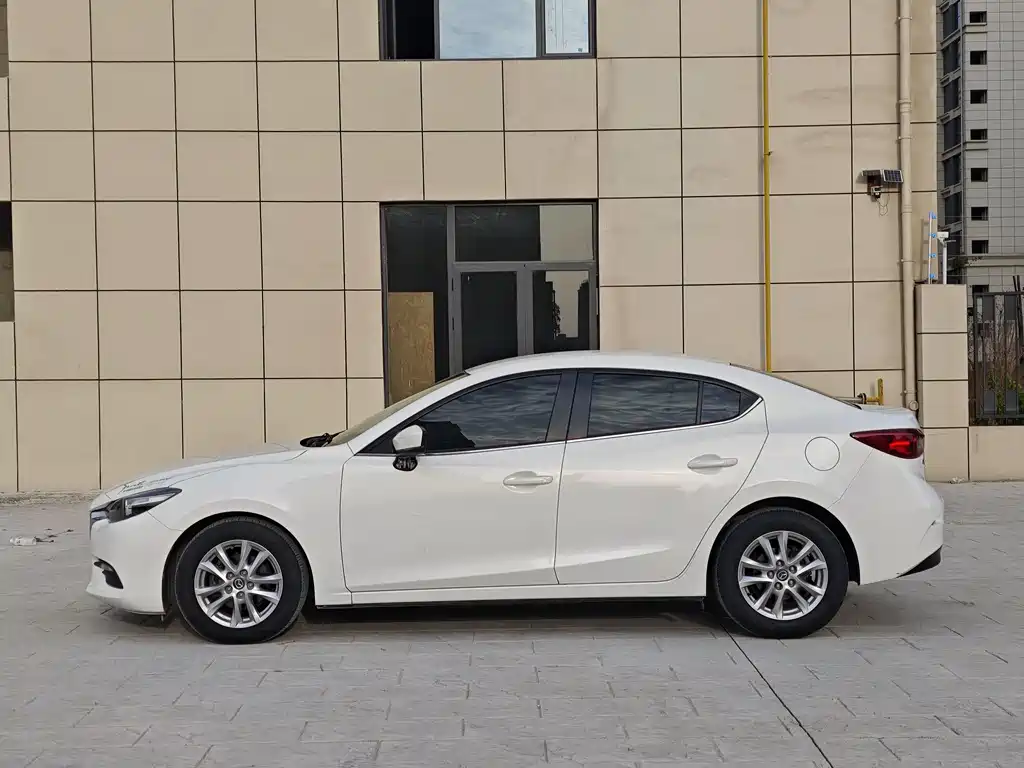 MAZDA 3 ANGKESAILA