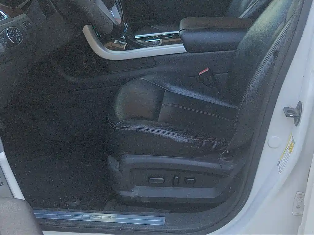Ford Edge (Import) — миниатюра 9