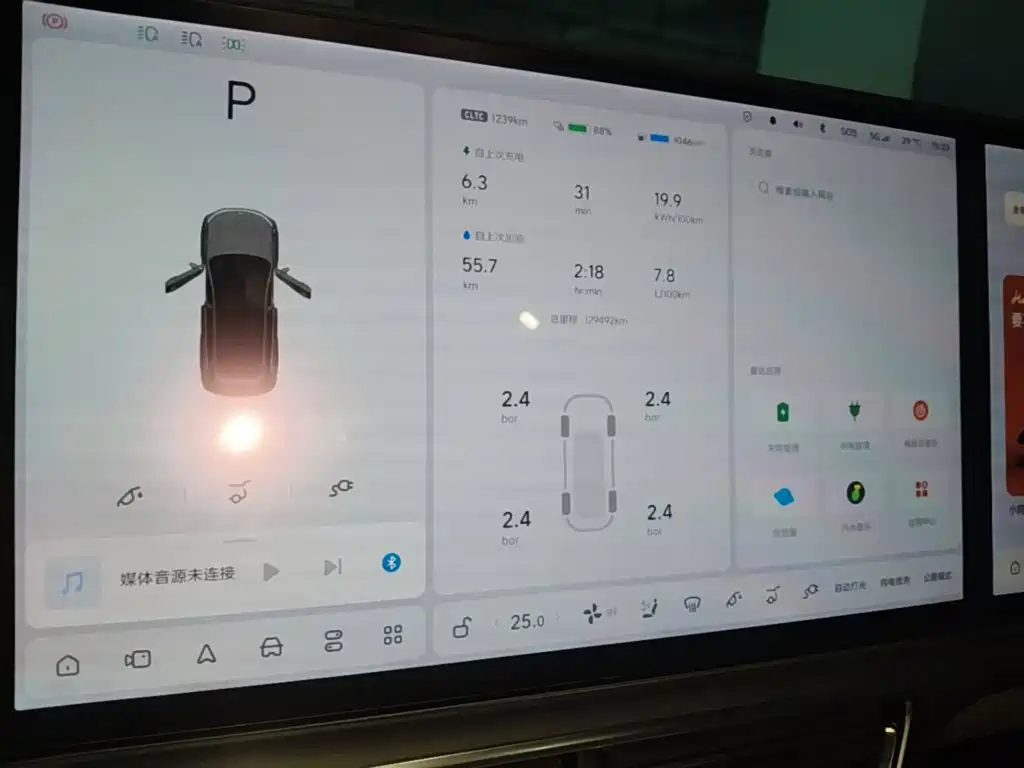 Li Auto Li L8 — миниатюра 12