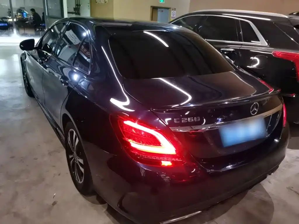 Mercedes-Benz C-Class — миниатюра 5