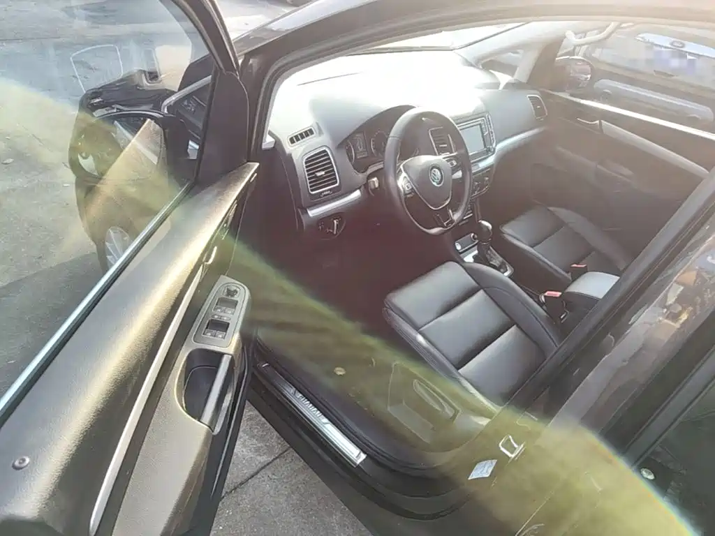 Volkswagen Sharan — миниатюра 16