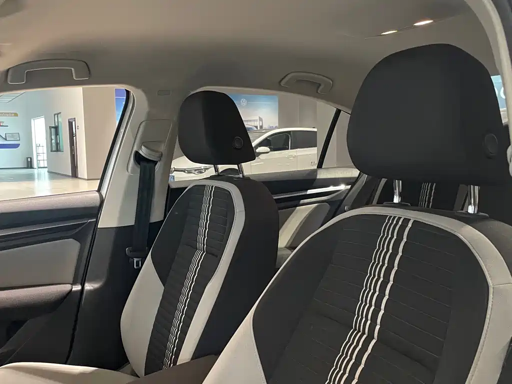 Volkswagen Bora — миниатюра 10