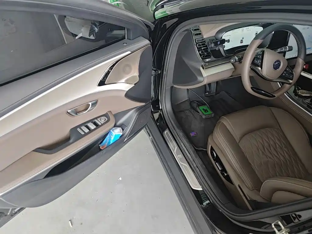 BYD Han — миниатюра 16