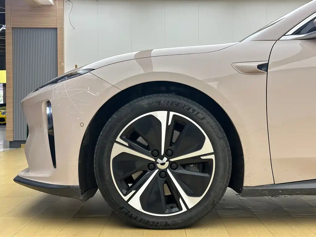 NIO ET5T — миниатюра 16