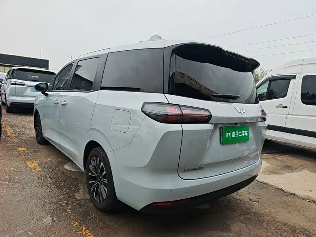 Wuling Xingguang 730 New Energy — миниатюра 5