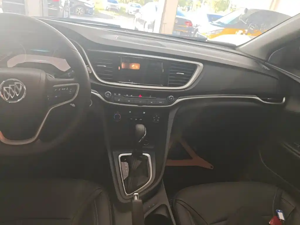Buick Excelle — миниатюра 13