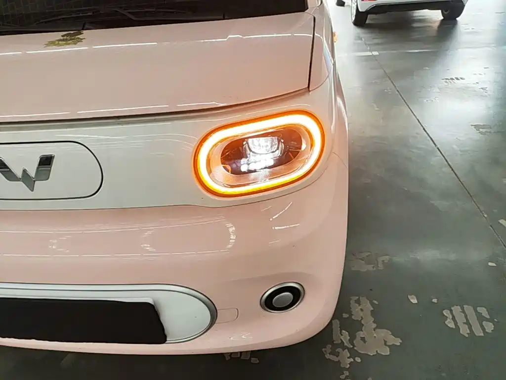 Wuling MINIEV — миниатюра 24
