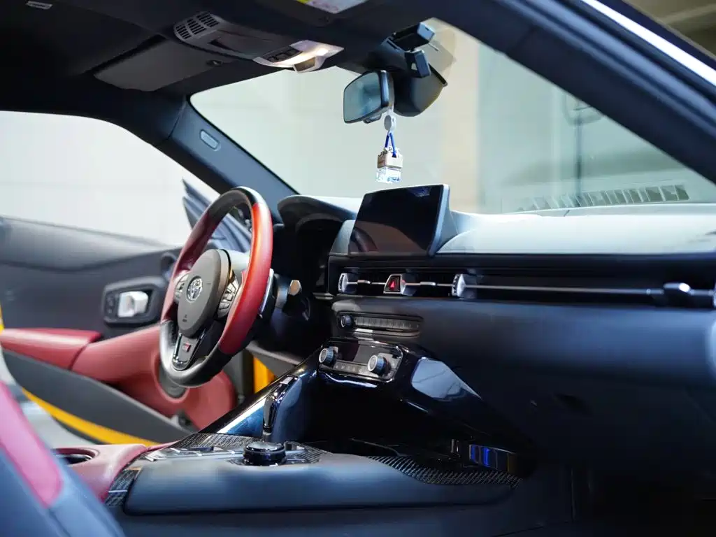 Toyota Supra — миниатюра 25