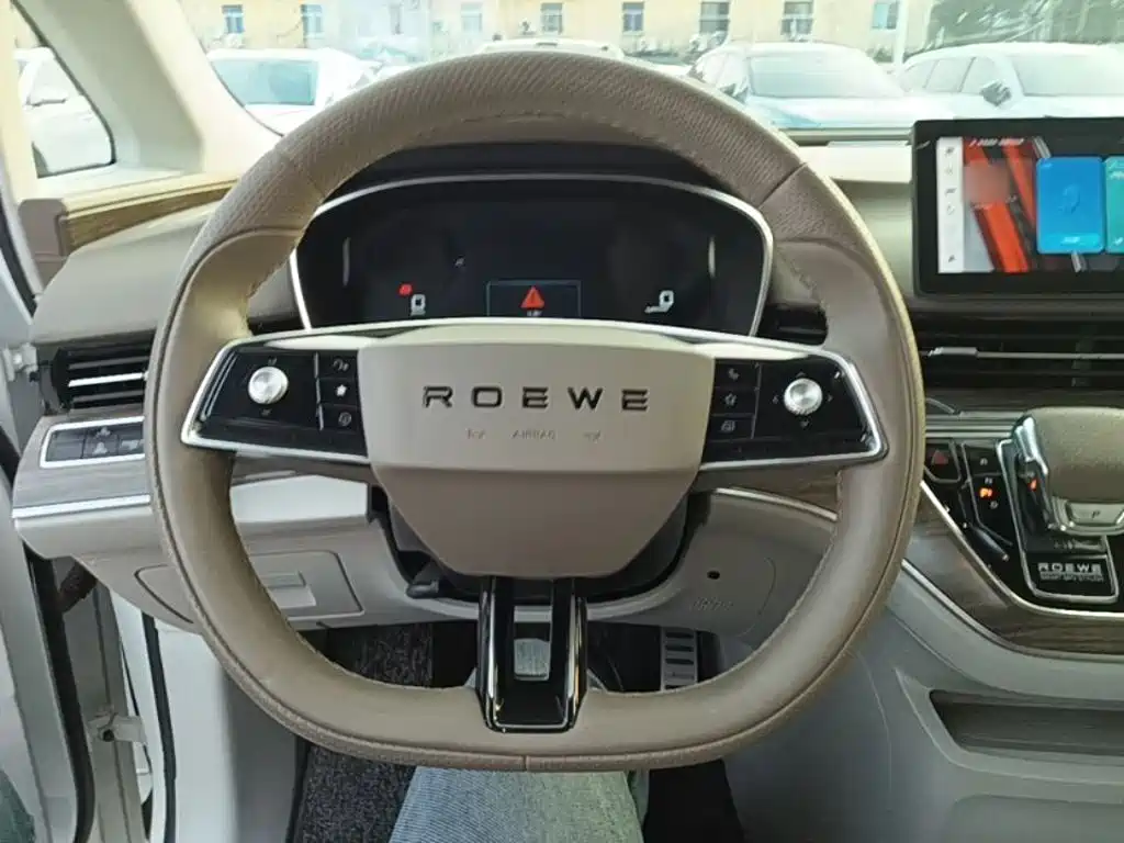 Roewe iMAX8 New Energy — миниатюра 11
