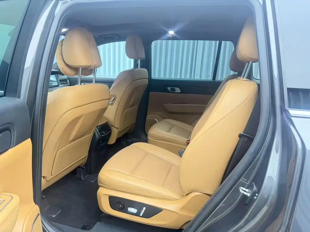Li Auto Li ONE — миниатюра 9